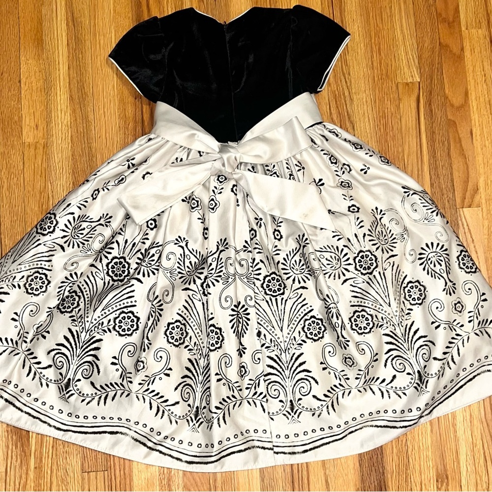 Sugar Plum NY Holiday Party Dress Girls Size 4 Black Velvet Satin Bow Satin kid - Picture 2 of 7